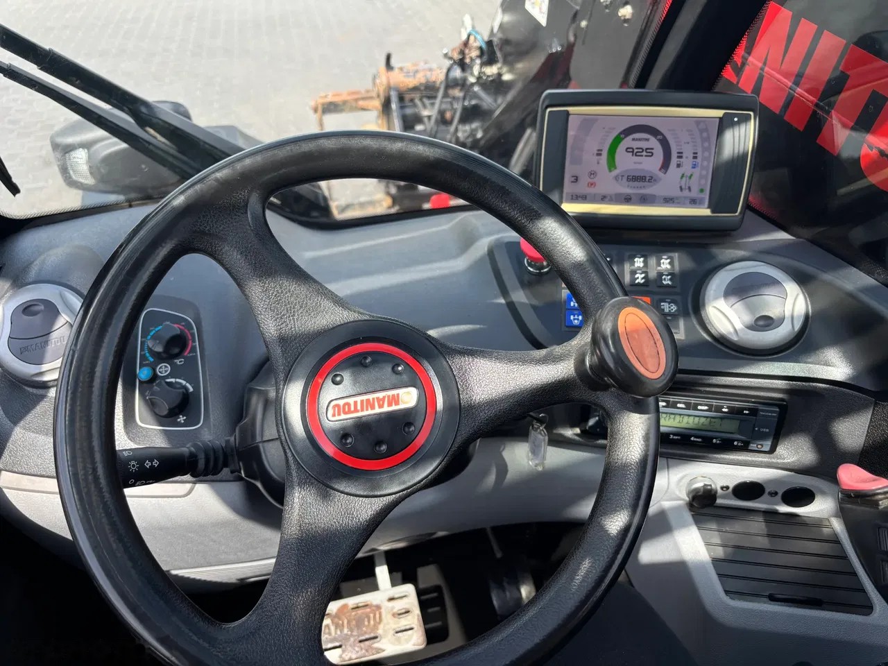 2017 Manitou MLT, 6 888 mth, dovoz Skladom v EÚ — foto 11 z 21