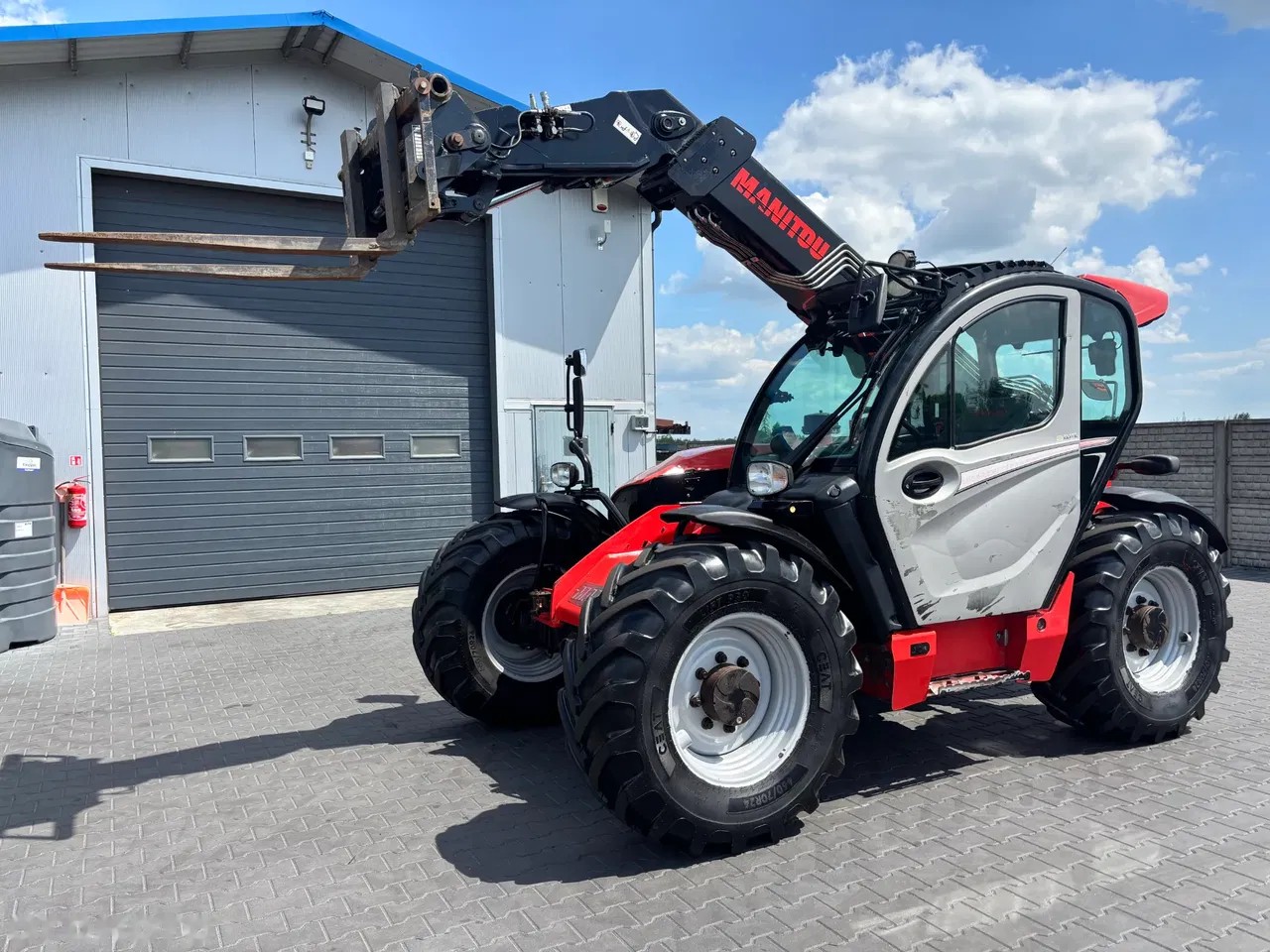 2017 Manitou MLT, 6 888 mth, dovoz Skladom v EÚ — foto 3 z 21