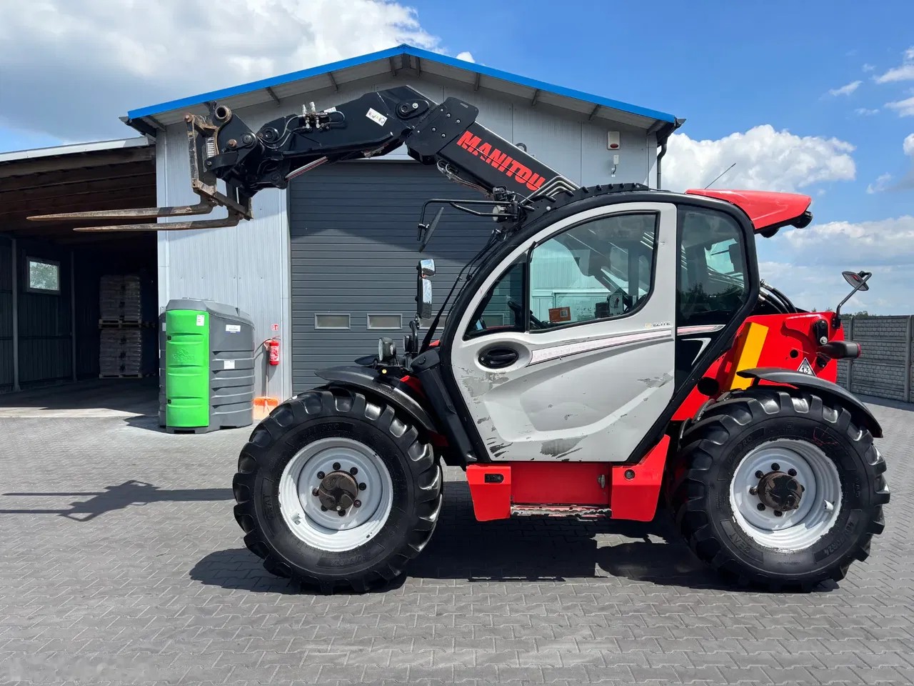 2017 Manitou MLT, 6 888 mth, dovoz Skladom v EÚ — foto 4 z 21