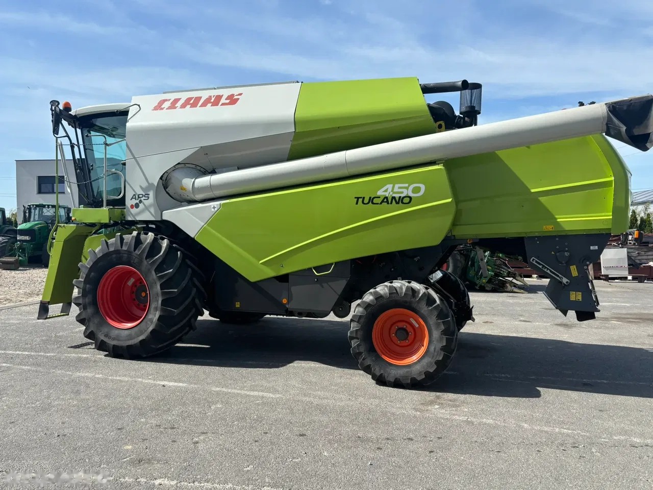 2009 Claas Tucano 450, 2 500 mth, dovoz Skladom v EÚ — foto 12 z 18