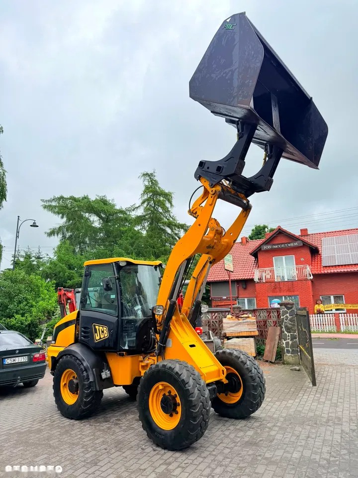 2009 JCB 409, 6 050 mth, dovoz Skladom v EÚ — foto 1 z 24 2009 JCB 409, 6 050 mth, dovoz Skladom v EÚ — foto 1 z 24