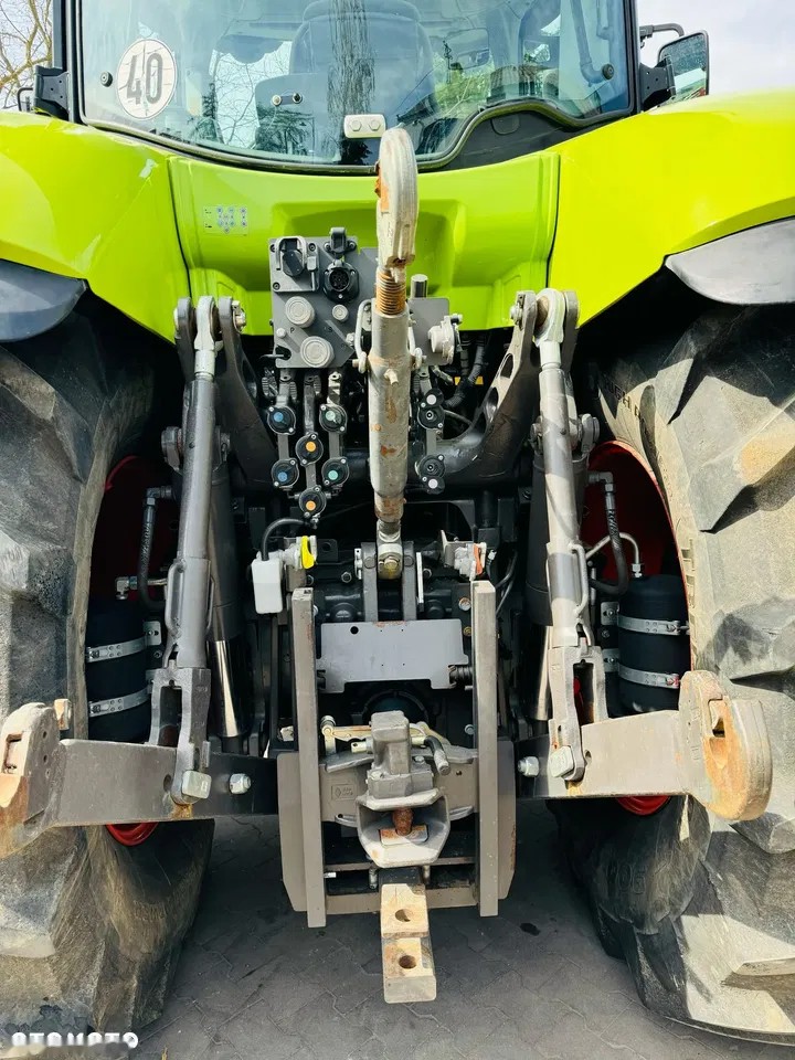 2015 Claas Axion 840, 4 383 mth, dovoz Skladom v EÚ — foto 14 z 23