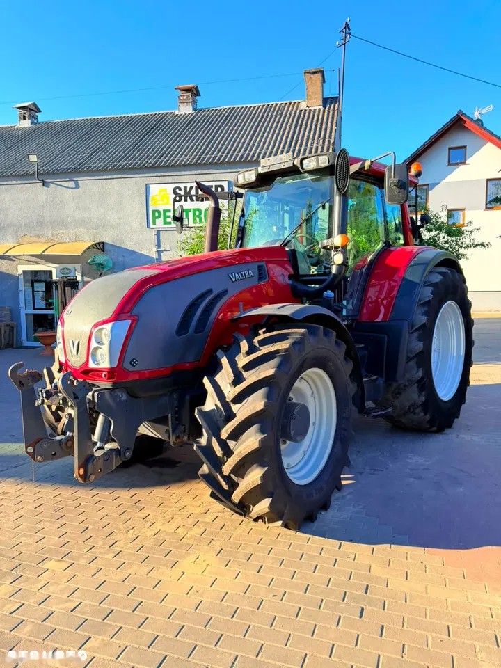 2013 Valtra T213 Versu, 7 913 mth, dovoz Skladom v EÚ — foto 1 | AMECAR 2013 Valtra T213 Versu, 7 913 mth, dovoz Skladom v EÚ — foto 1
