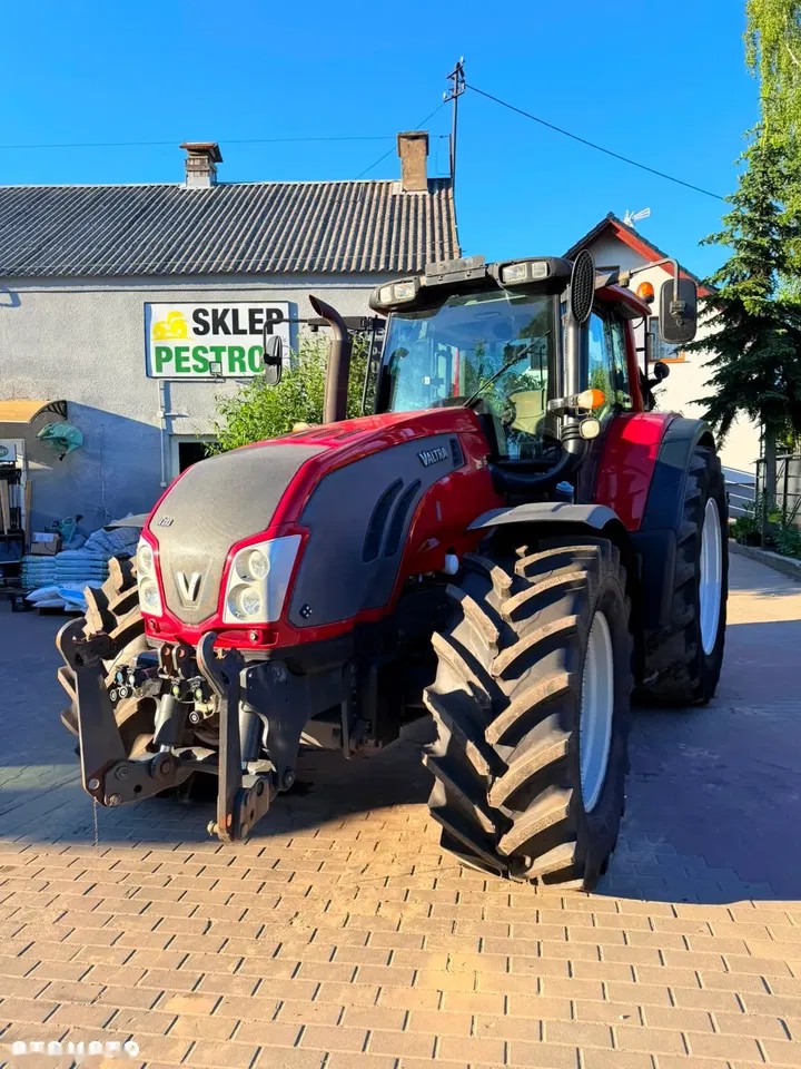 2013 Valtra T213 Versu, 7 913 mth, dovoz Skladom v EÚ — foto 8 z 24