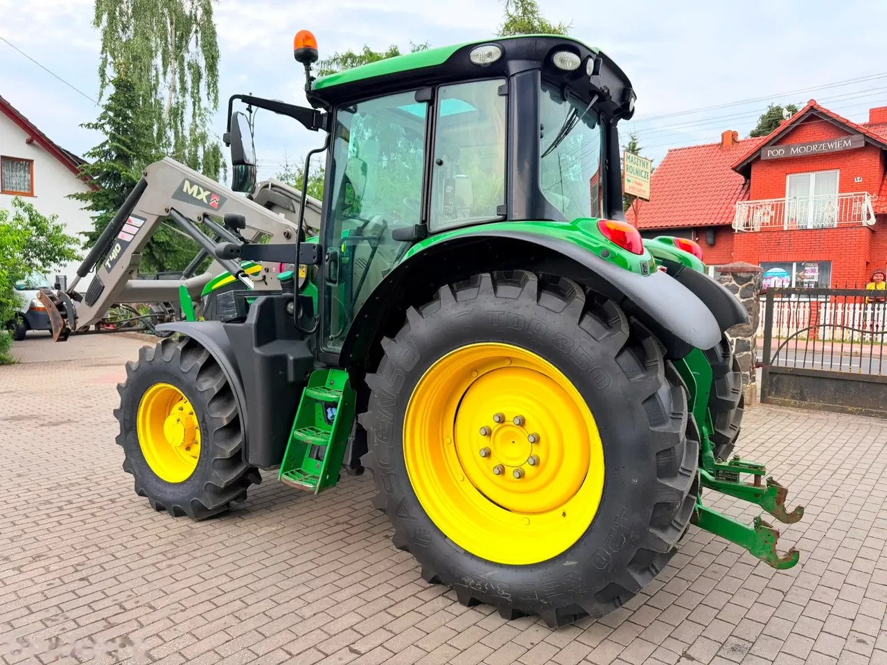 2020 John Deere 6100M, 5 500 mth, dovoz Skladom v EÚ — foto 16 z 24