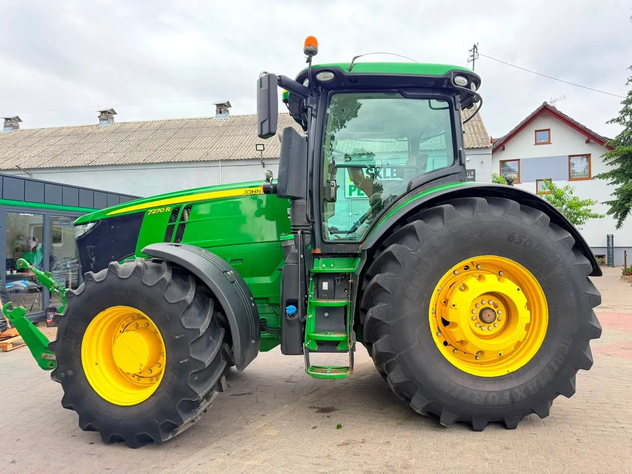 2018 John Deere 7270R, dovoz Skladom v EÚ — foto 4 z 24