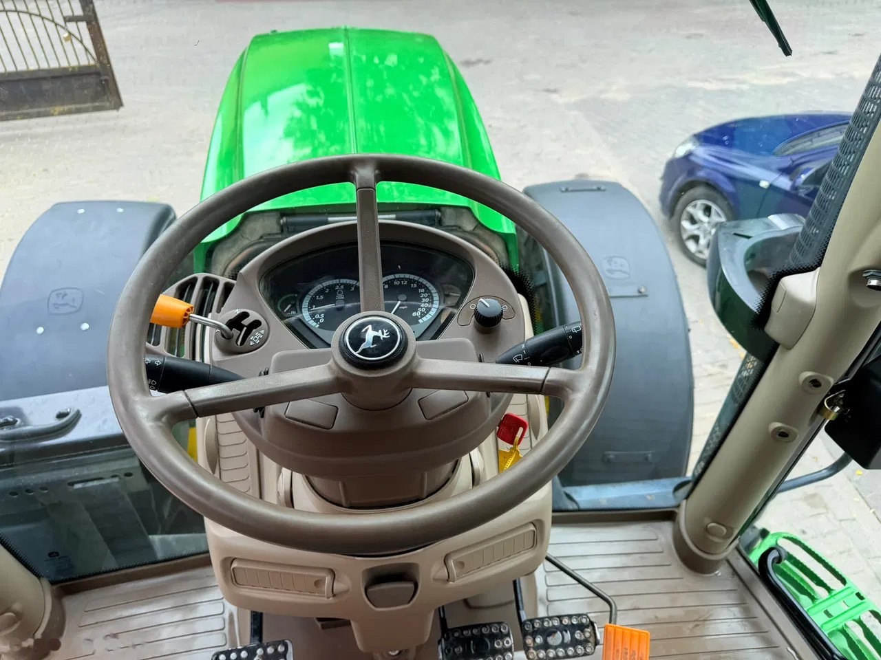 2013 John Deere 6140R, 8 926 mth, dovoz Skladom v EÚ — foto 14 z 23