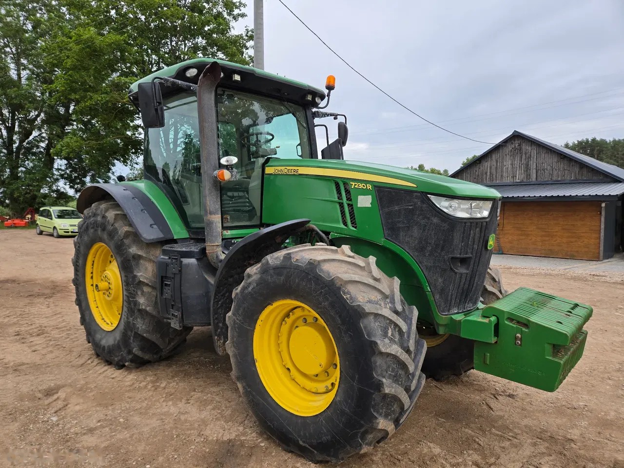 2011 John Deere 7230R, dovoz Skladom v EÚ — foto 2 z 8