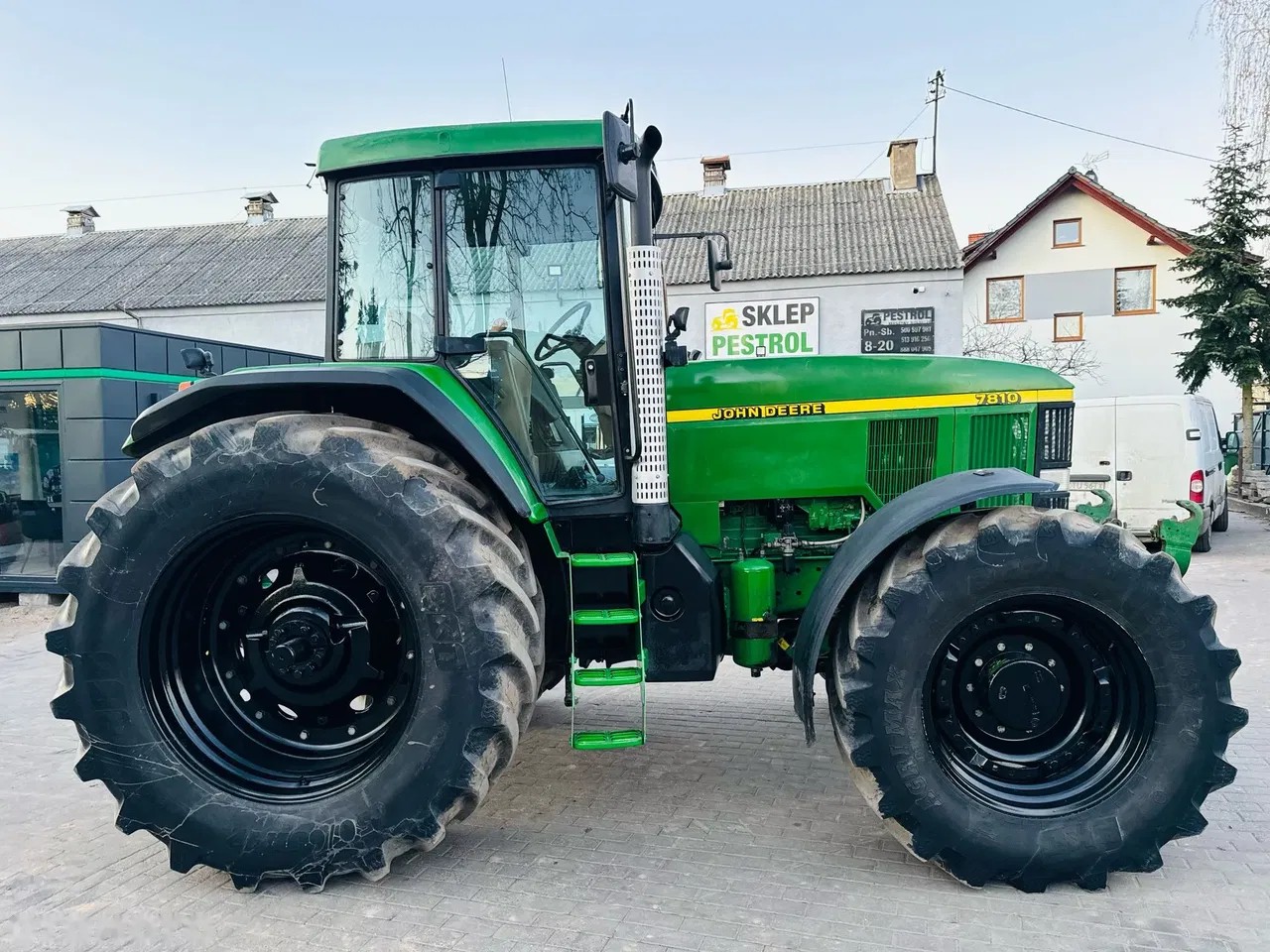 2001 John Deere 7810, dovoz Skladom v EÚ — foto 4 z 12