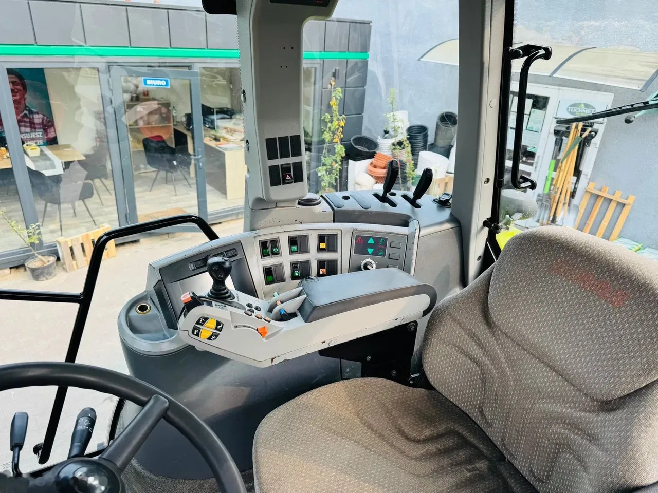 2007 Claas Axion 850 CEBIS, 9 100 mth, dovoz Skladom v EÚ — foto 11 z 14