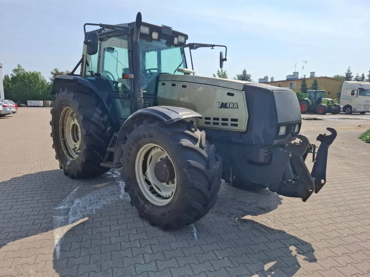 2001 Valtra 8550, 15 202 mth, dovoz Skladem v EU — foto 1 | AMECAR 2001 Valtra 8550, 15 202 mth, dovoz Skladem v EU — foto 1
