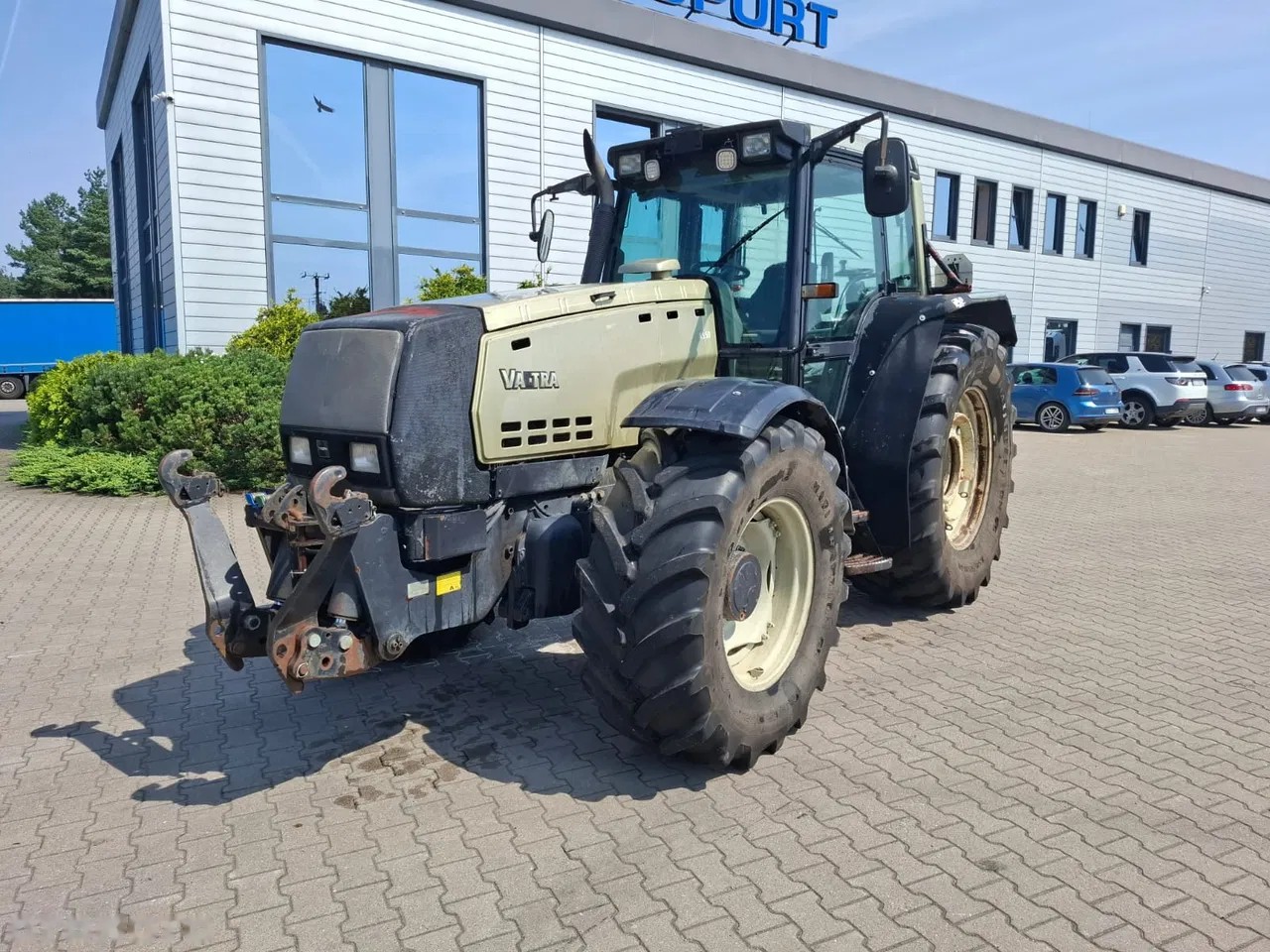 2001 Valtra 8550, 15 202 mth, dovoz Skladom v EÚ — foto 3 z 22