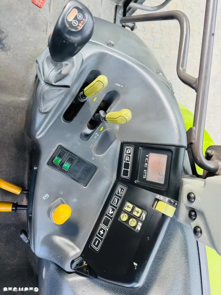 2006 Claas Ares 657 ATZ, 5 485 mth, dovoz Skladom v EÚ — foto 14 z 15