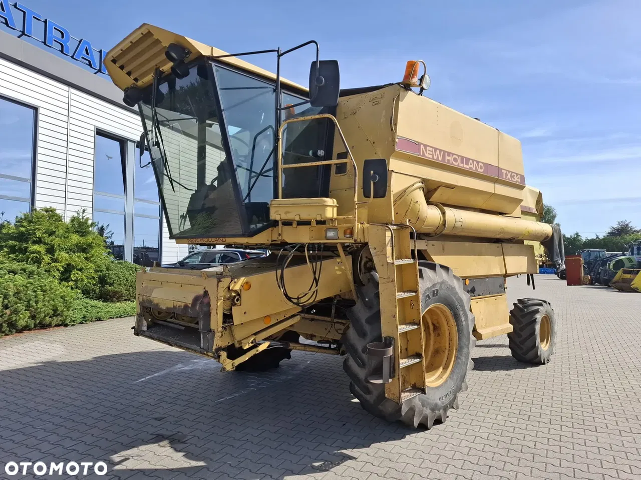 1998 New Holland TX 34, 3 200 mth, dovoz Skladem v EU — foto 1 | AMECAR 1998 New Holland TX 34, 3 200 mth, dovoz Skladem v EU — foto 1