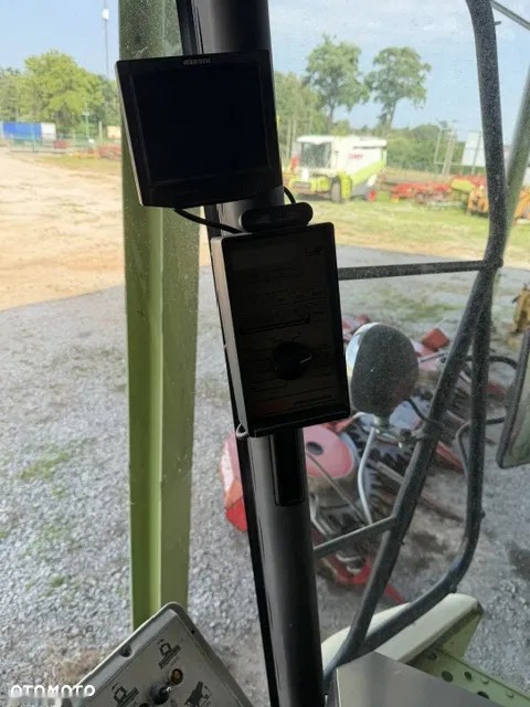 2001 Claas MEDION 320, dovoz Skladom v EÚ — foto 11 z 12
