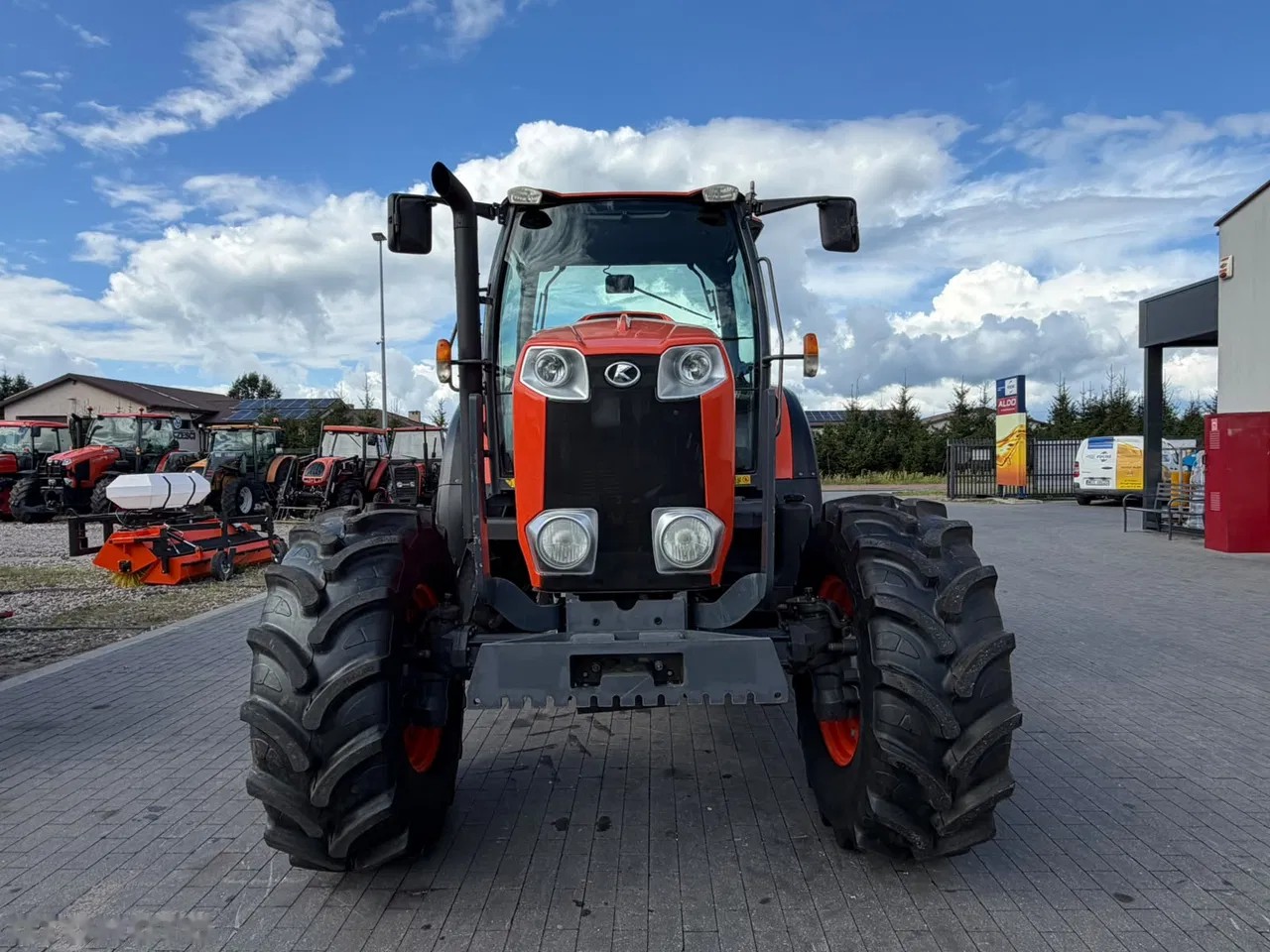 2016 Kubota M135GX, 4 560 mth, dovoz Skladom v EÚ — foto 2 z 9