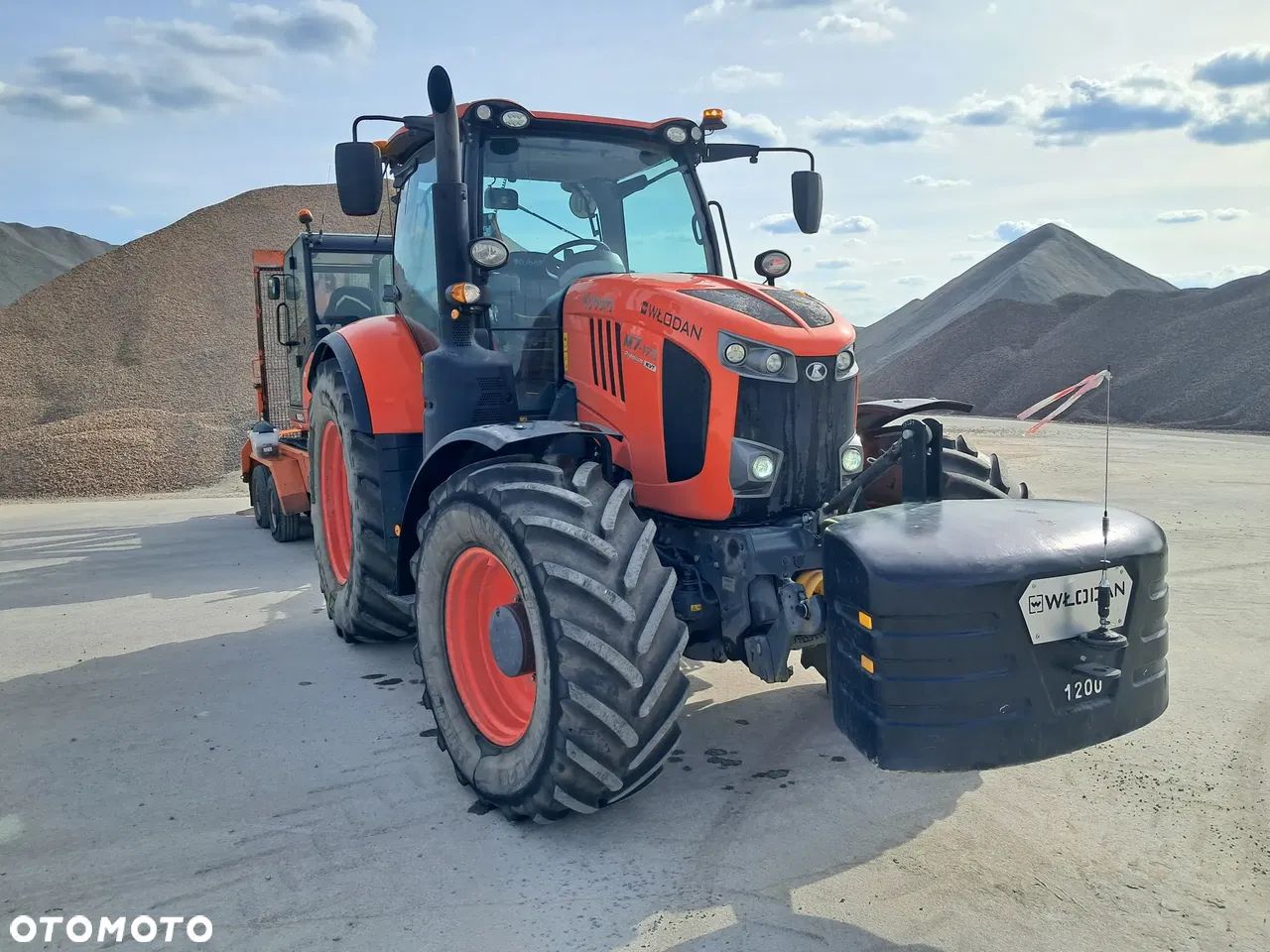 2023 Kubota M7173, 2 400 mth, dovoz Skladem v EU — foto 1 | AMECAR 2023 Kubota M7173, 2 400 mth, dovoz Skladem v EU — foto 1