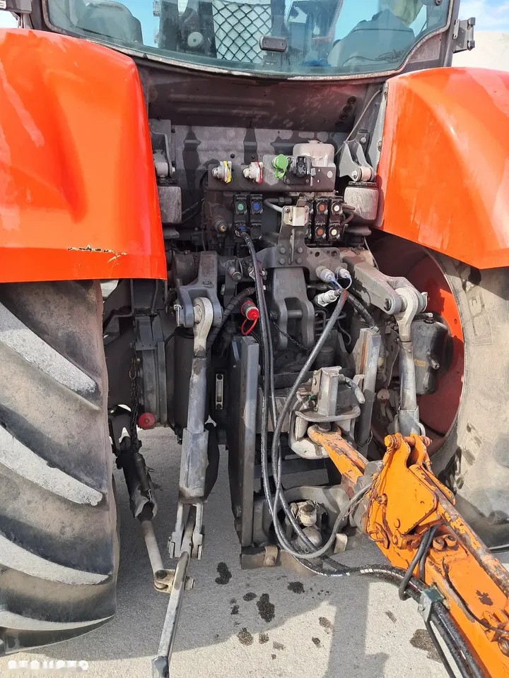 2023 Kubota M7173, 2 400 mth, dovoz Skladom v EÚ — foto 4 z 11