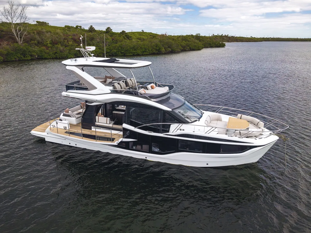 Galeon 520 Fly, NEW BOAT, EU — foto 1