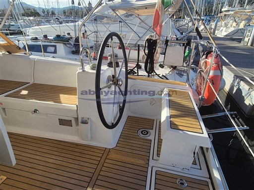 2020 Bénéteau OCEANIS 35.1, dovoz Skladom v EÚ — foto 5 z 20
