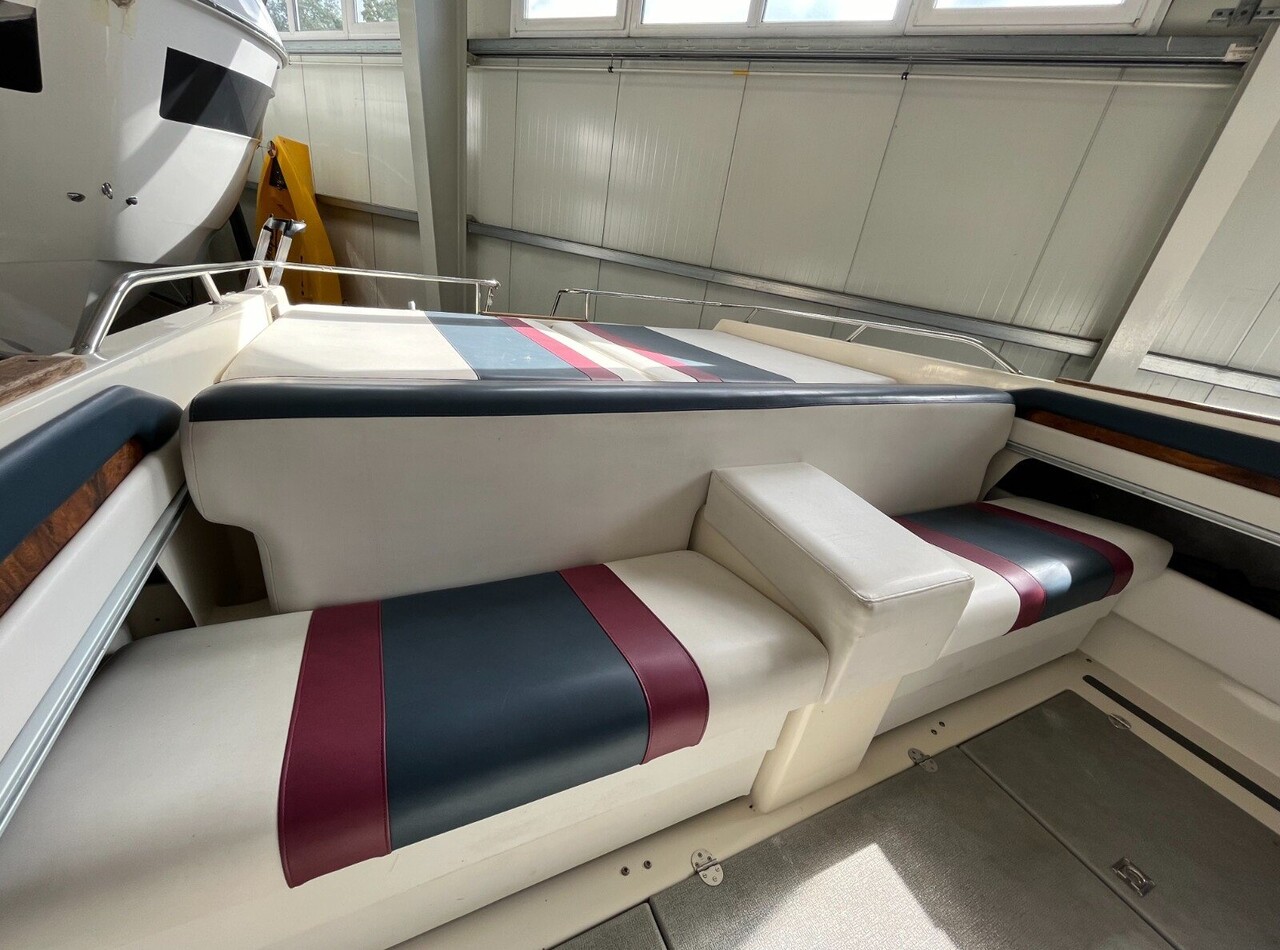 1981 Cranchi Endurance 31, dovoz Skladom v EÚ — foto 6 z 20