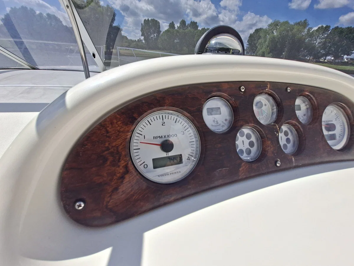 2005 Cranchi D4-260 EVC, dovoz Skladom v EÚ — foto 13 z 20