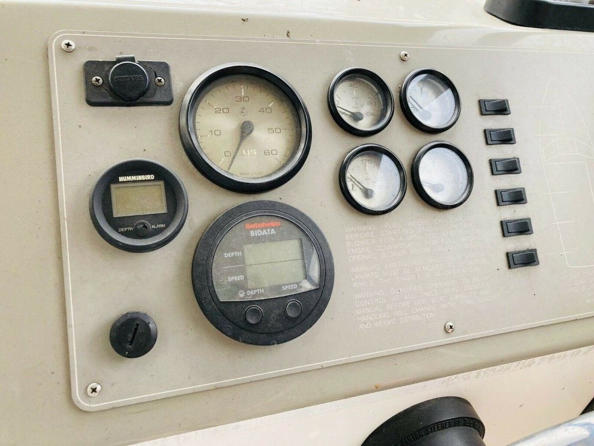 1996 Bayliner 2452 HT, dovoz Skladom v EÚ — foto 9 z 20