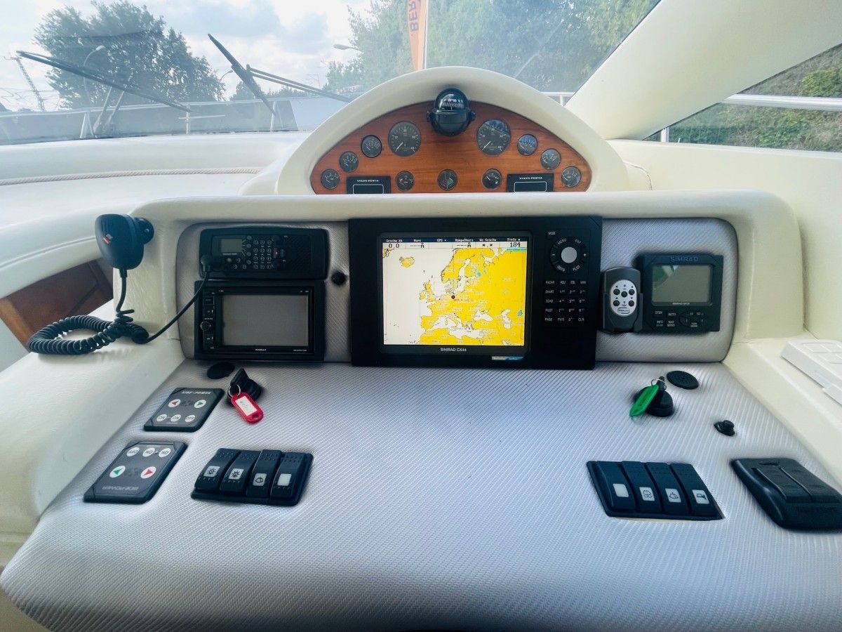 1999 Astondoa 45 GLX Flybridge, dovoz Skladom v EÚ — foto 2 z 20