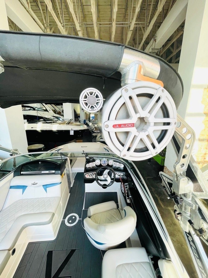 2009 MasterCraft X2, dovoz Skladom v EÚ — foto 10 z 20