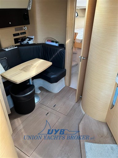 2007 Cranchi Volvo Penta D6- IPS 600, dovoz Skladom v EÚ — foto 10 z 16
