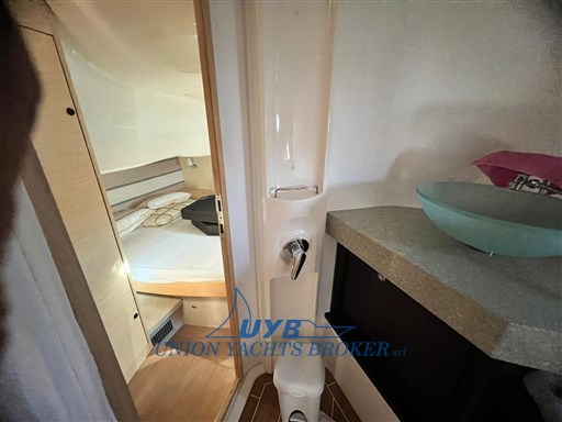 2007 Cranchi Volvo Penta D6- IPS 600, dovoz Skladom v EÚ — foto 11 z 16