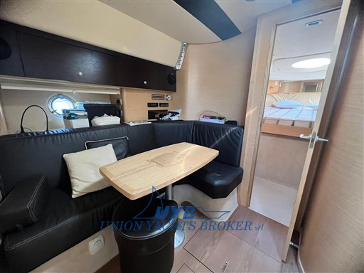 2007 Cranchi Volvo Penta D6- IPS 600, dovoz Skladom v EÚ — foto 5 z 16