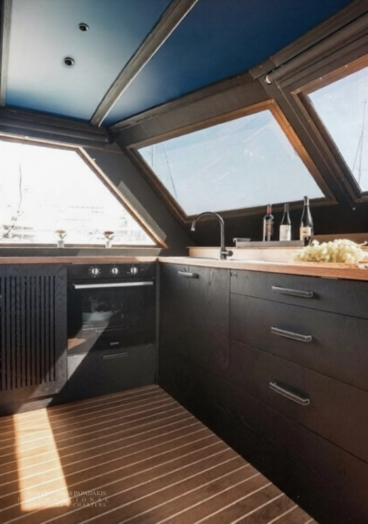 1984 Hatteras 60 Fly, dovoz Skladom v EÚ — foto 12 z 20