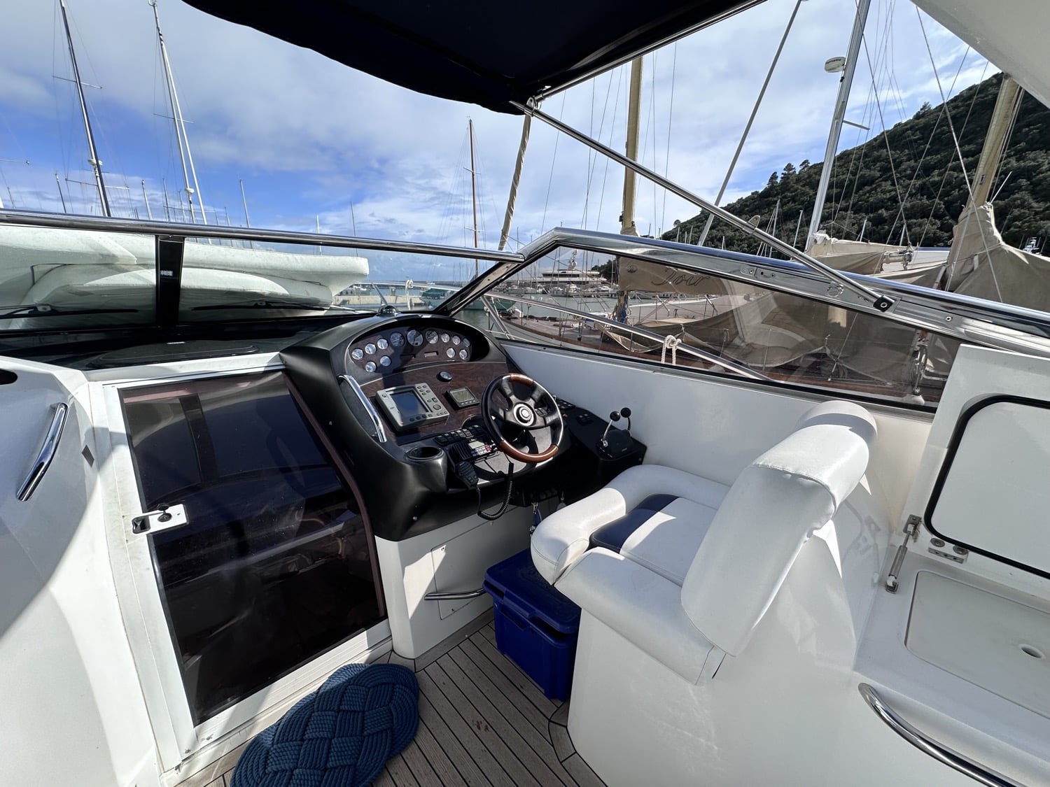 2003 Sunseeker, dovoz Skladom v EÚ — foto 6 z 20