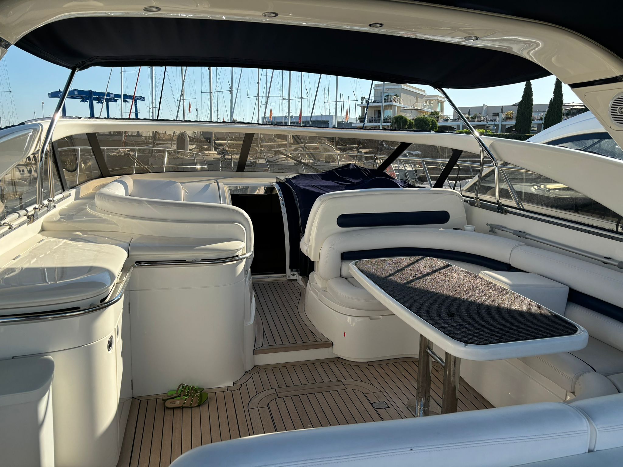 2001 Princess, dovoz Skladom v EÚ — foto 4 z 8