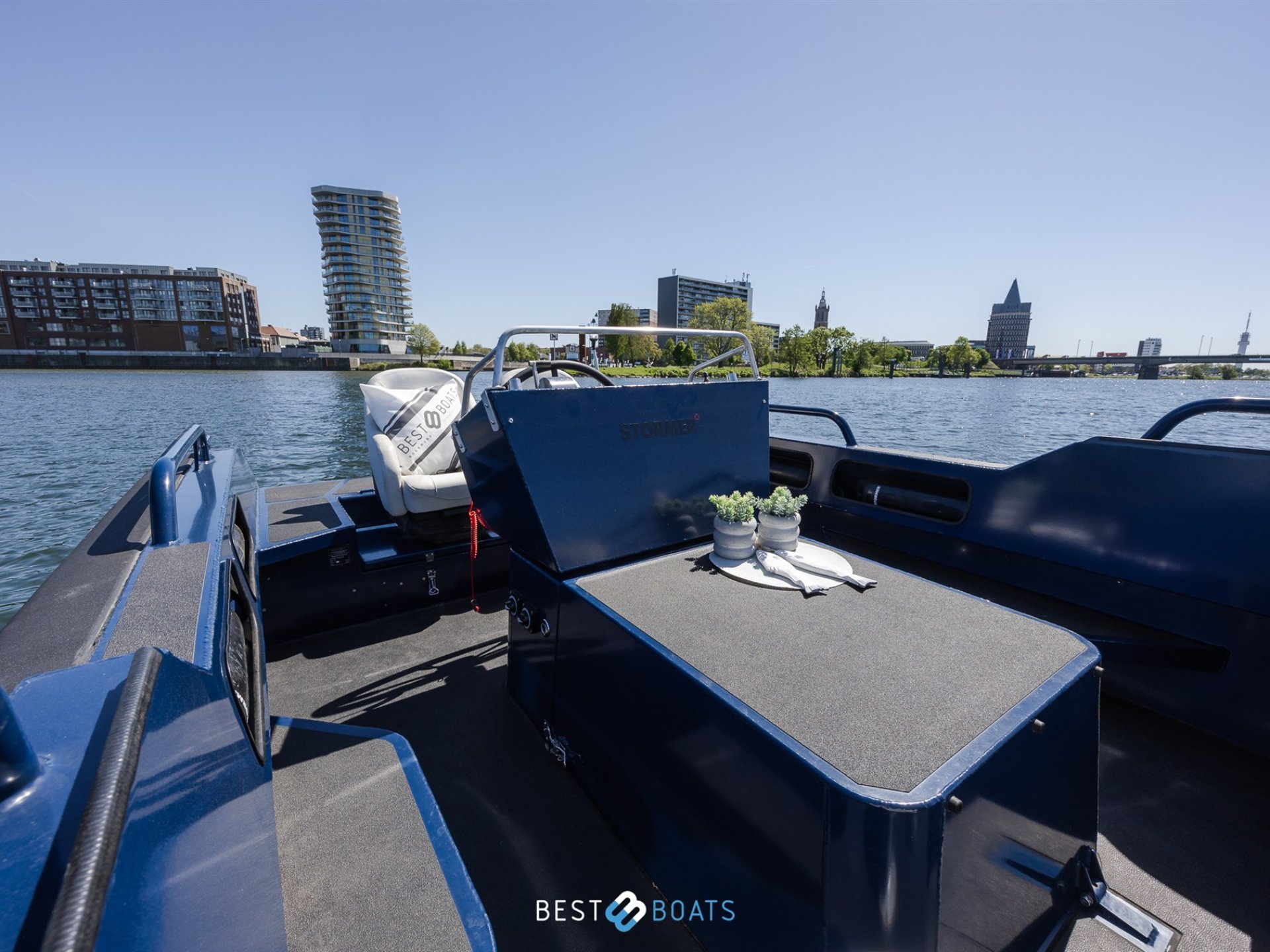 2018 Tender R75, dovoz Skladom v EÚ — foto 12 z 20