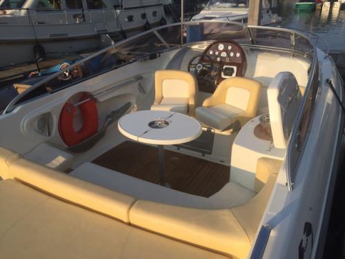 2006 Cranchi 27 CSL, dovoz Skladom v EÚ — foto 2 z 12