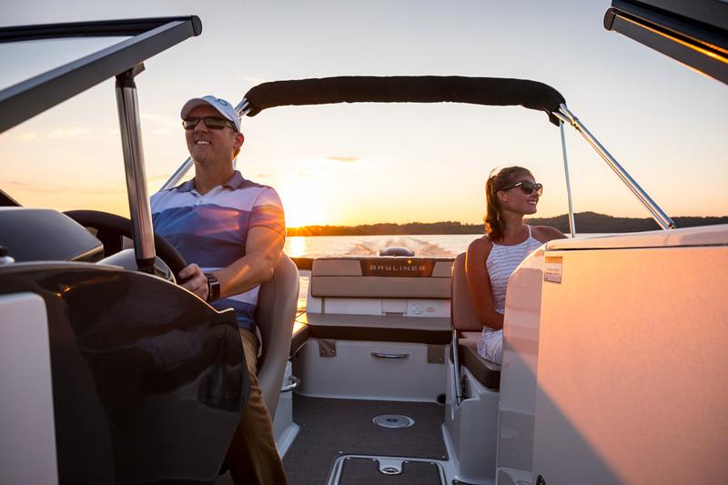 2026 Bayliner, dovoz Skladom v EÚ — foto 5 z 18