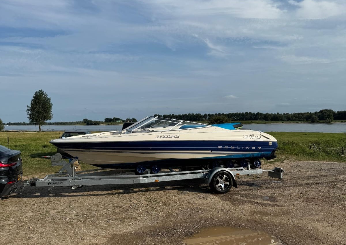 Bayliner, dovoz Skladom v EÚ — foto 1