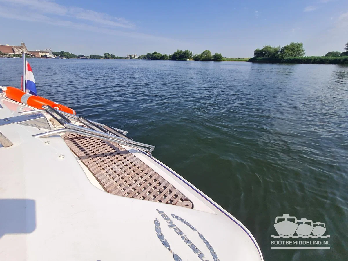 1993 Sunseeker V8, dovoz Skladom v EÚ — foto 15 z 20