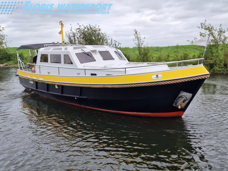 2003 32 Pilothouse, dovoz Skladom v EÚ — foto 2 z 6