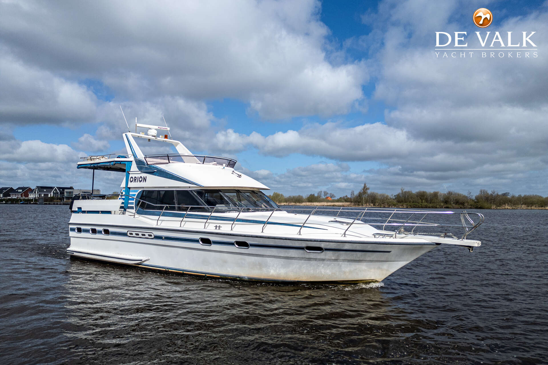 1991 NEPTUNUS 145 FLYBRIDGE, dovoz Skladom v EÚ — foto 1 | AMECAR 1991 NEPTUNUS 145 FLYBRIDGE, dovoz Skladom v EÚ — foto 1