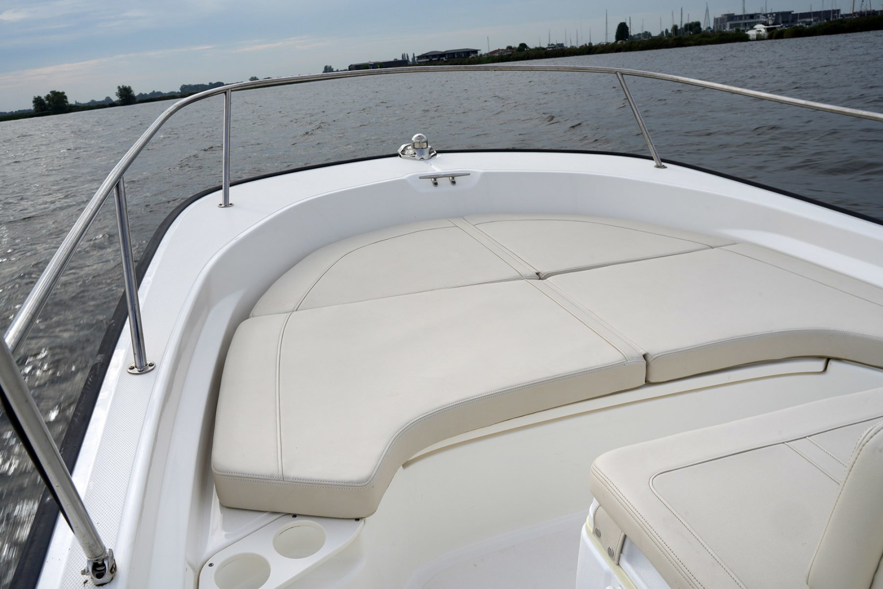 2023 Boston Whaler, dovoz Skladom v EÚ — foto 15 z 20