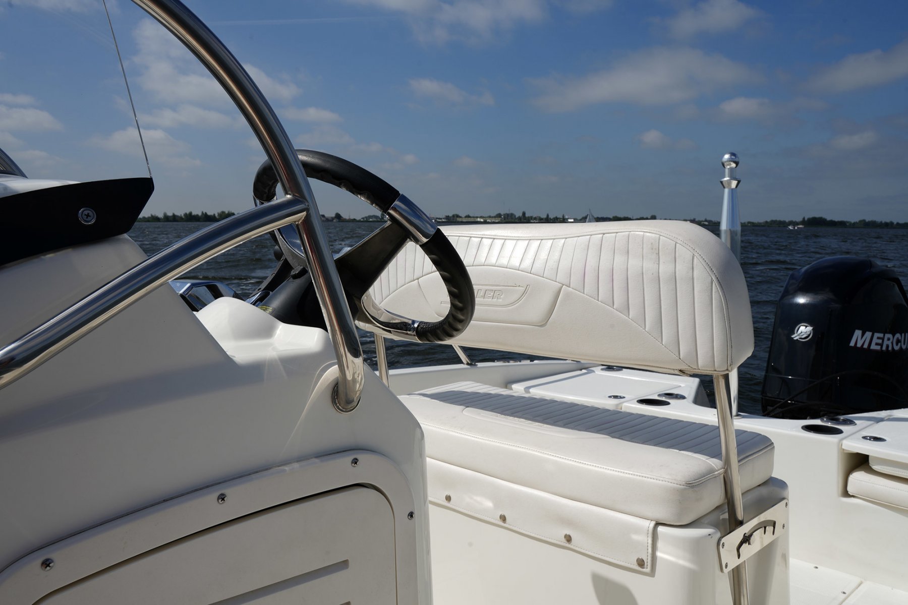 2012 Boston Whaler, dovoz Skladom v EÚ — foto 9 z 20