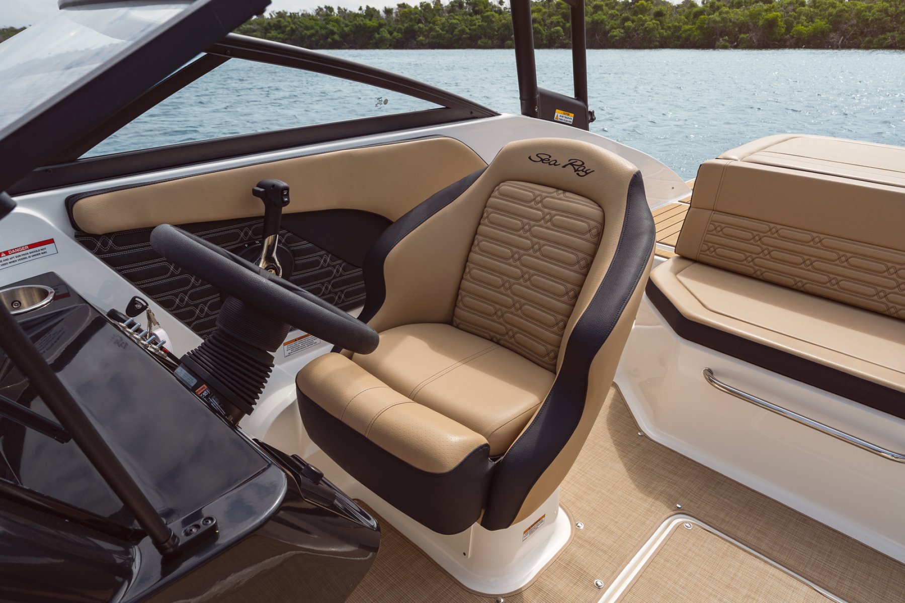 2026 Sea Ray, dovoz Skladom v EÚ — foto 13 z 20