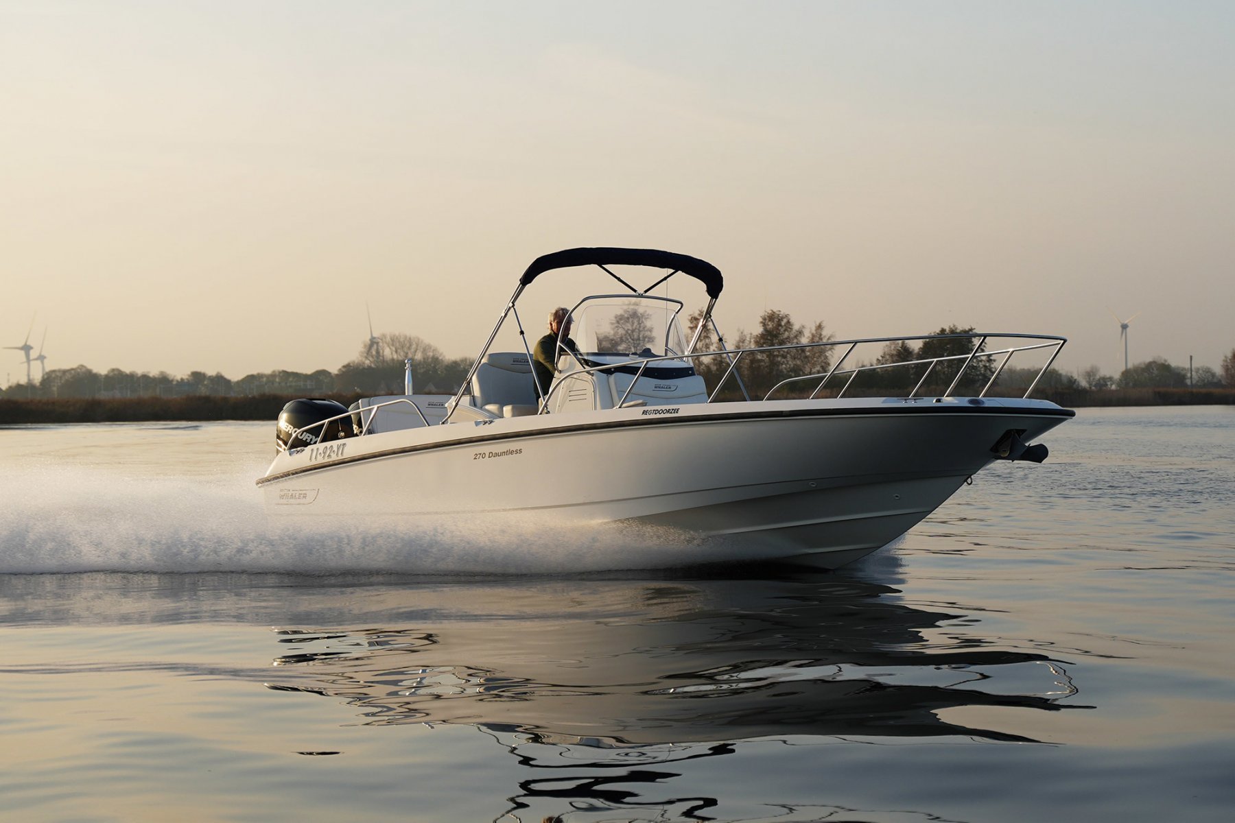 2014 Boston Whaler, dovoz Skladom v EÚ — foto 2 z 20