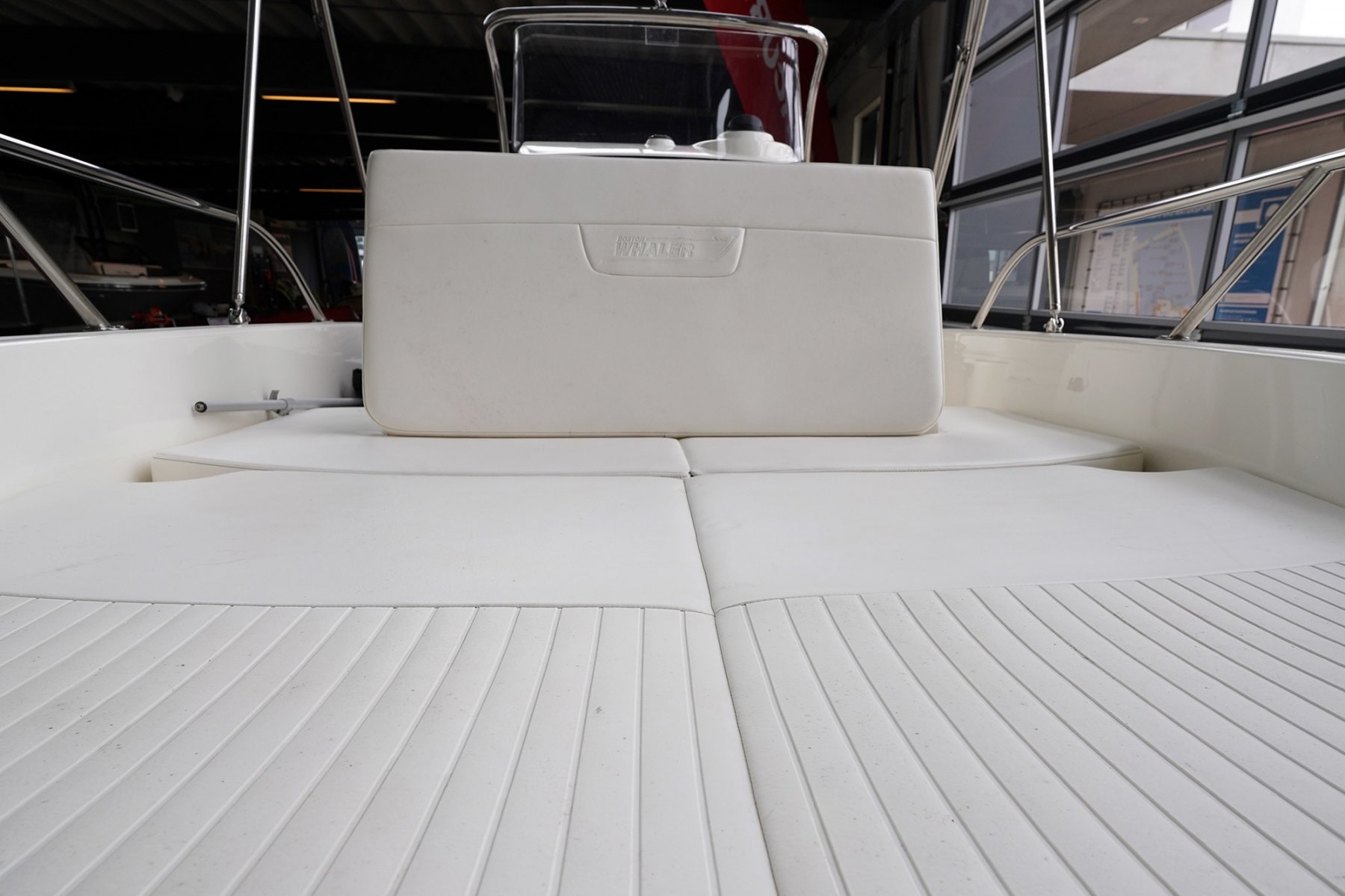 2014 Boston Whaler, dovoz Skladom v EÚ — foto 9 z 20