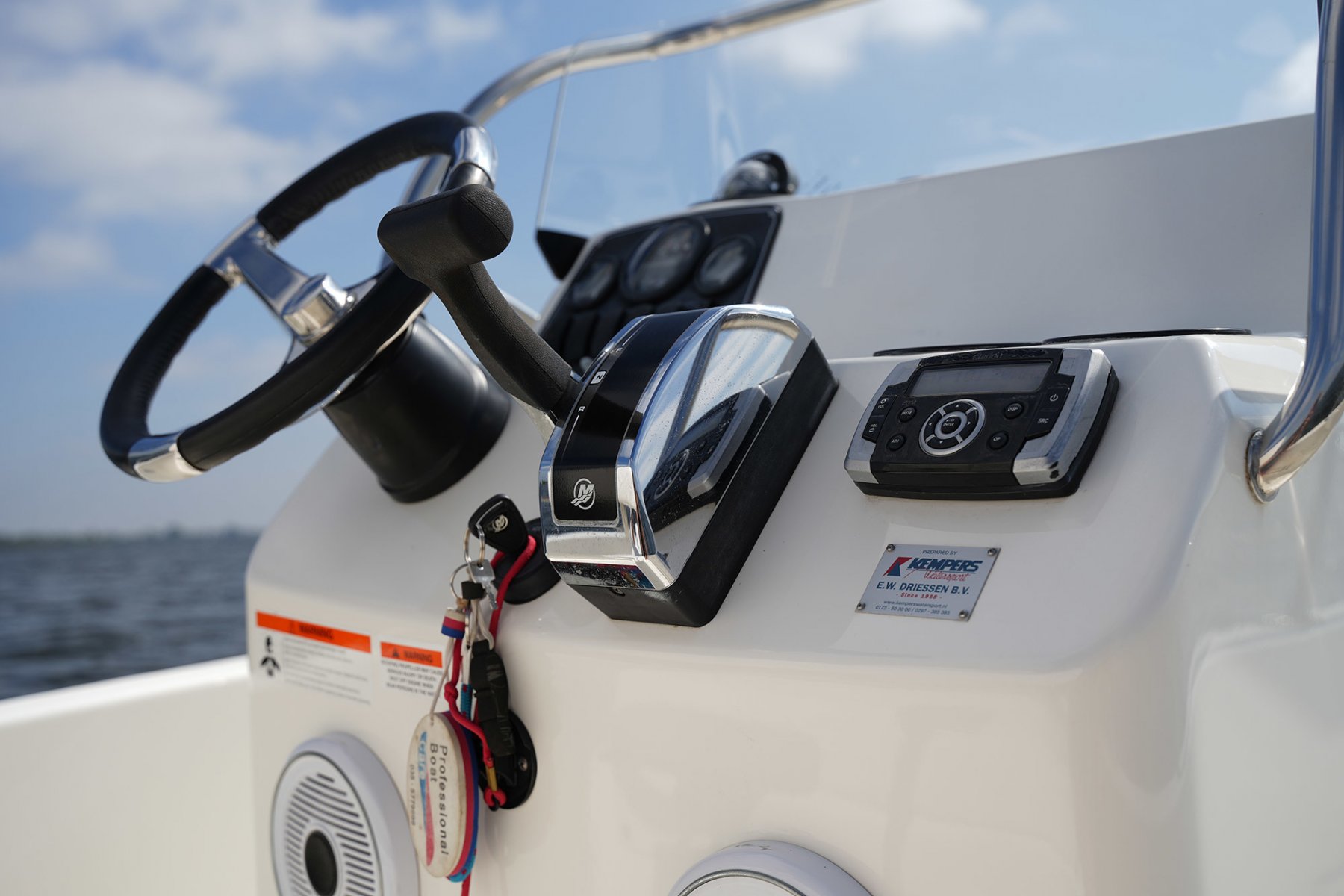 2012 Boston Whaler, dovoz Skladom v EÚ — foto 11 z 20