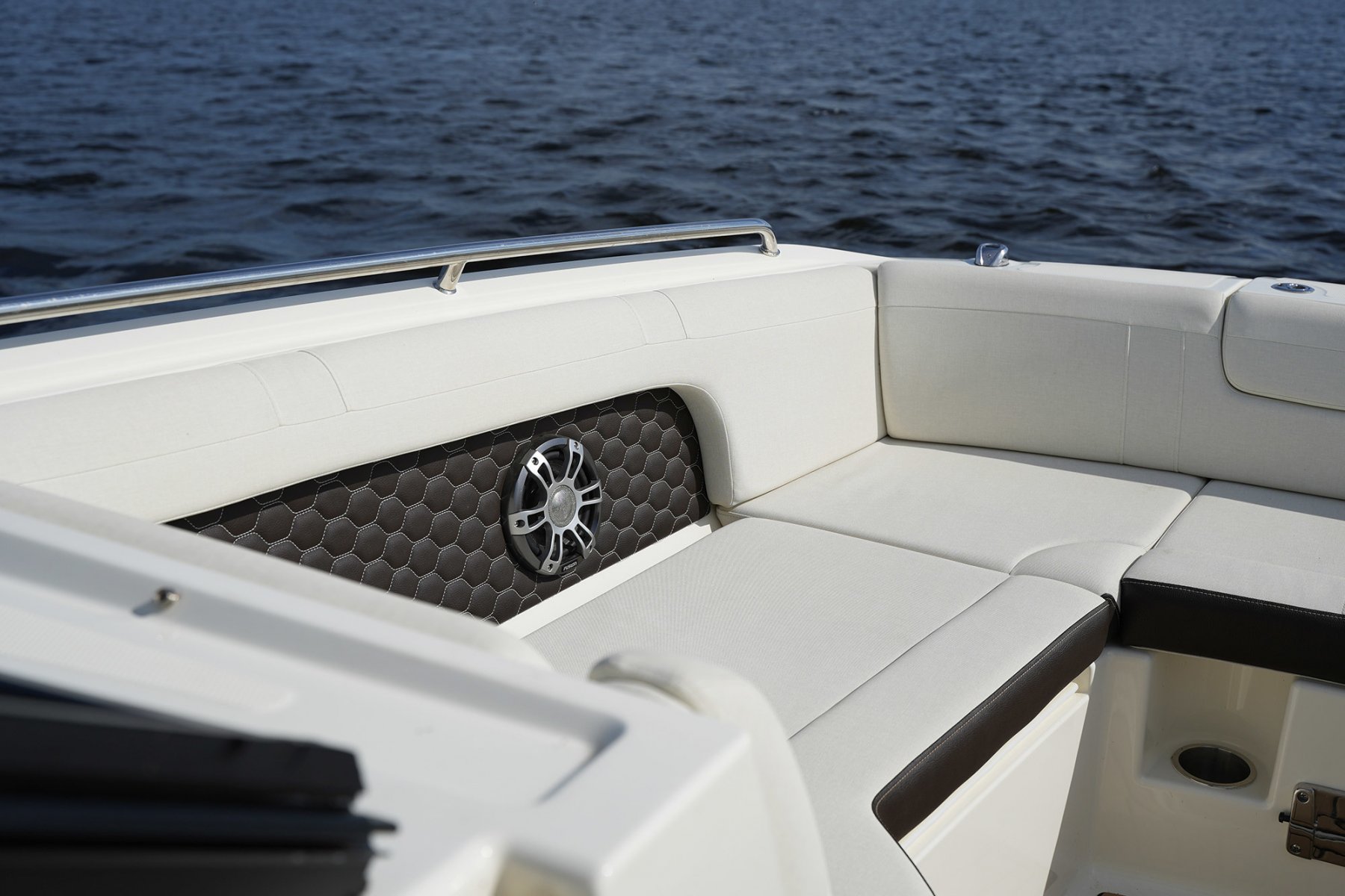 2024 Sea Ray, dovoz Skladom v EÚ — foto 8 z 20