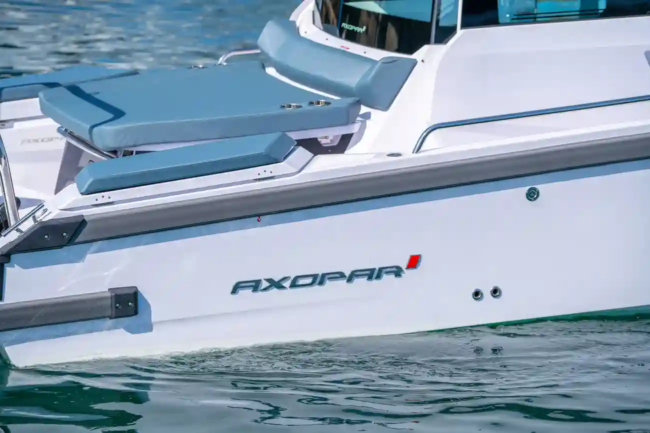 2026 Axopar, dovoz Skladom v EÚ — foto 5 z 20